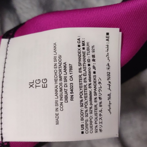 Old Navy Sports Bra - Picture 4 of 6